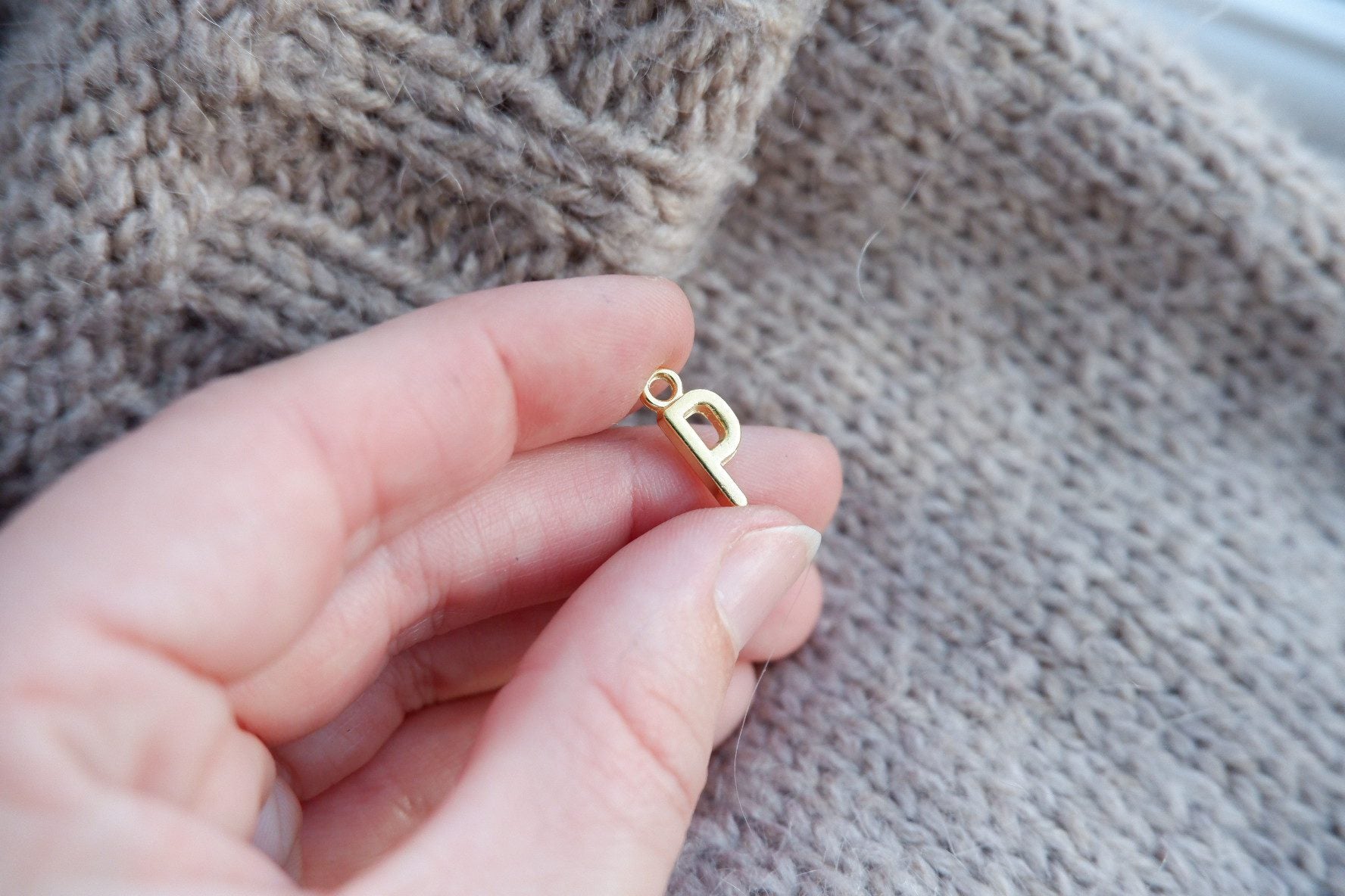 "P"-bogstav-markør (gylden)