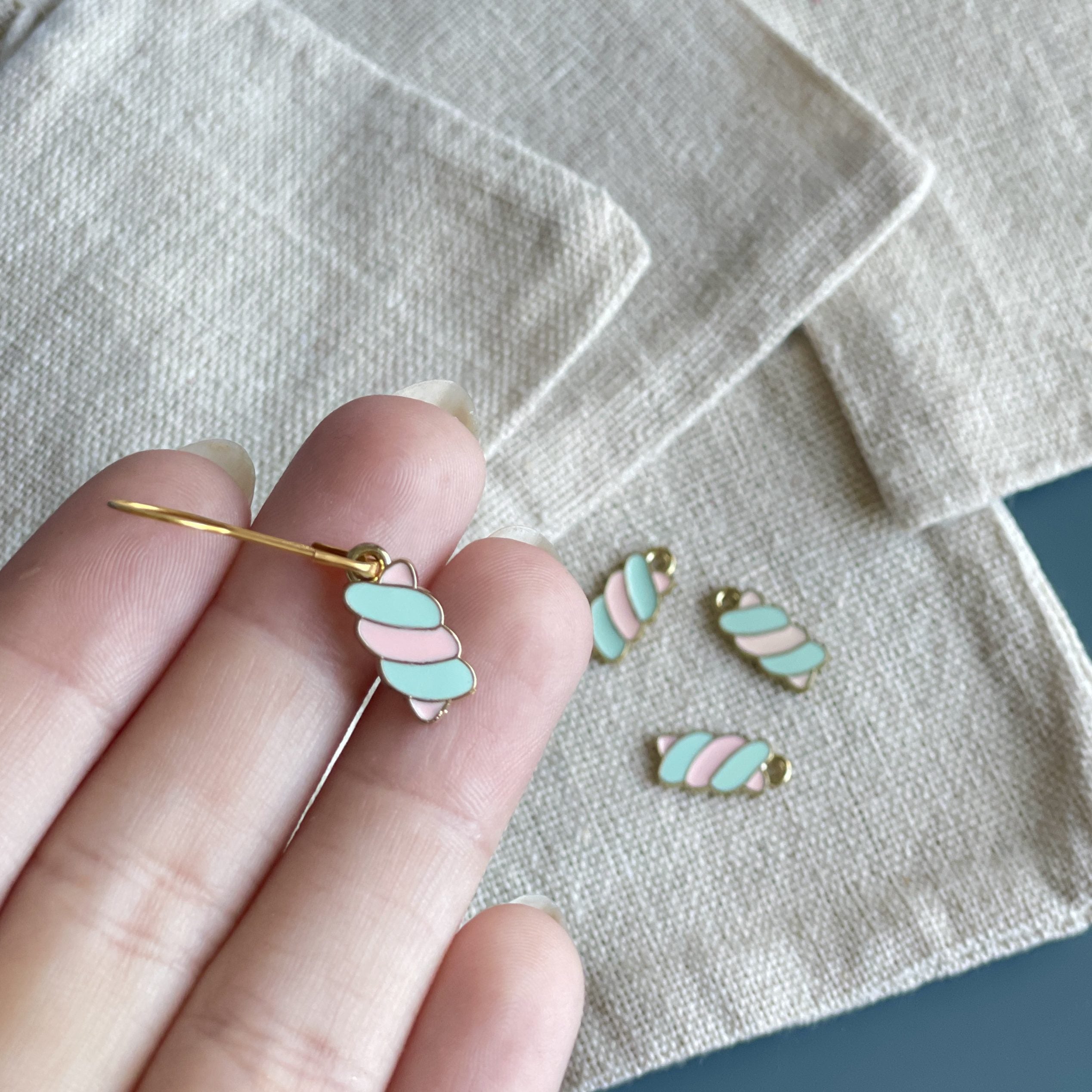 Skumfidus-markør (metal)