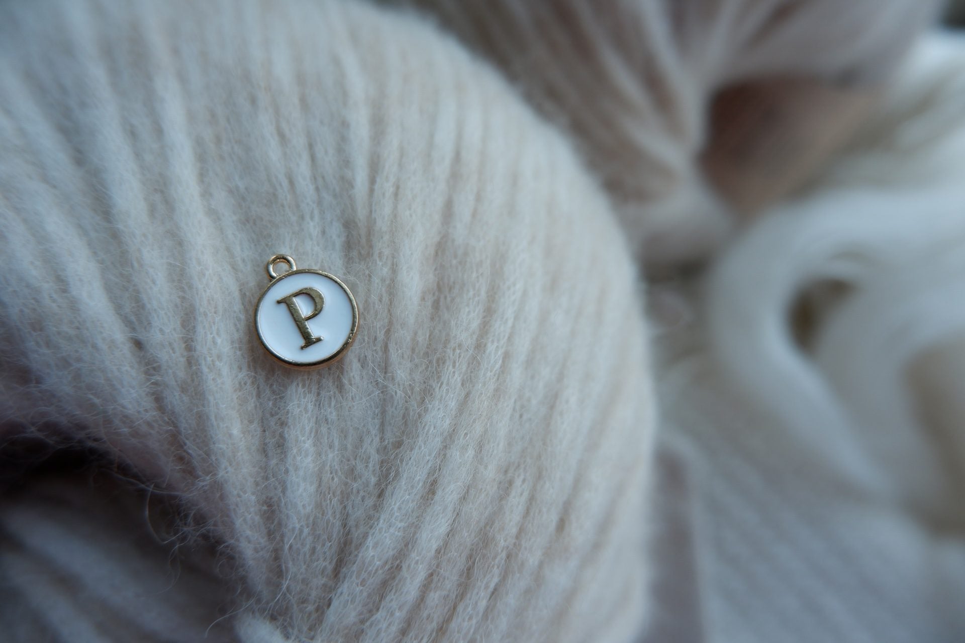 "P"-bogstav-markør (hvid)