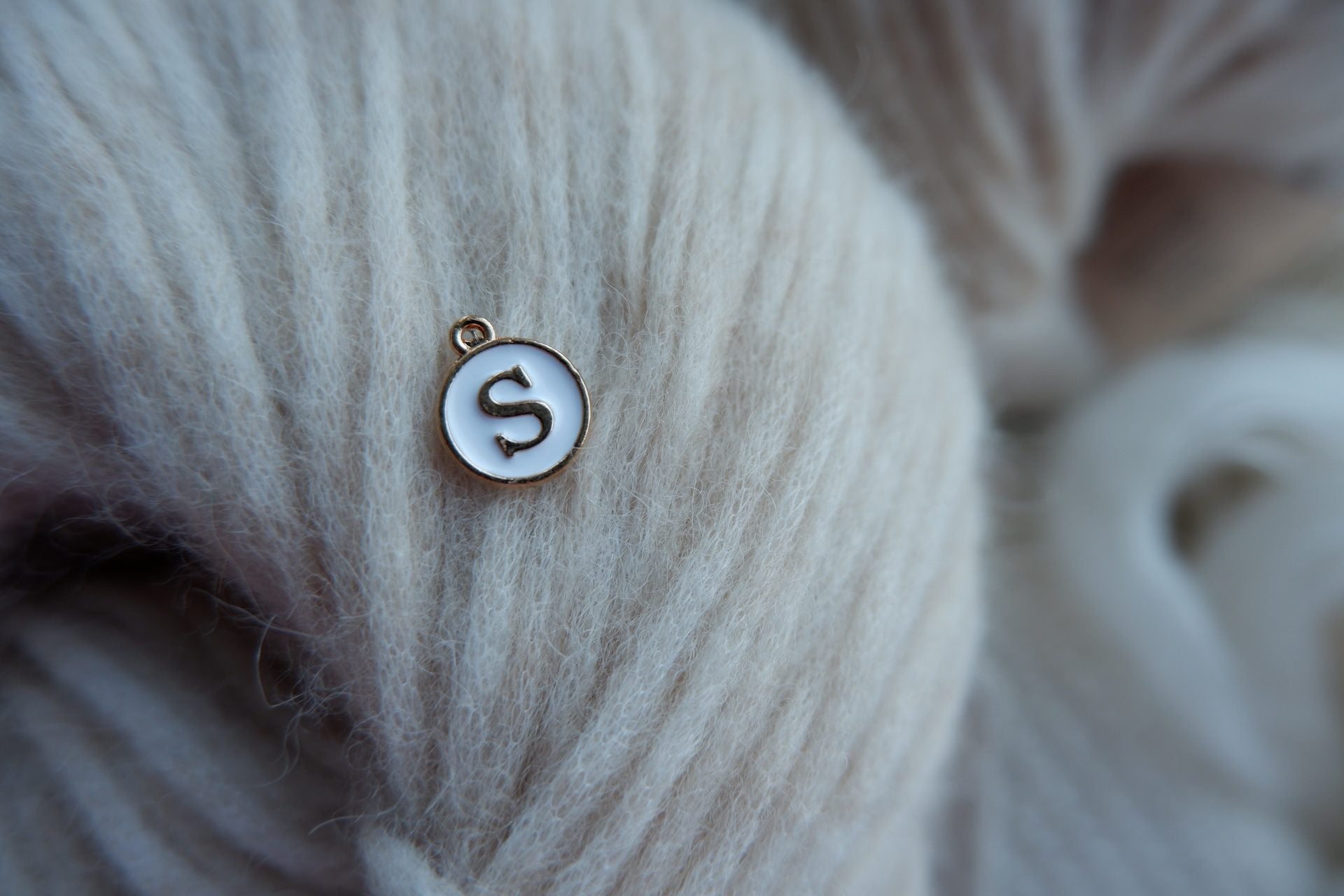 "S"-bogstav-markør (hvid)