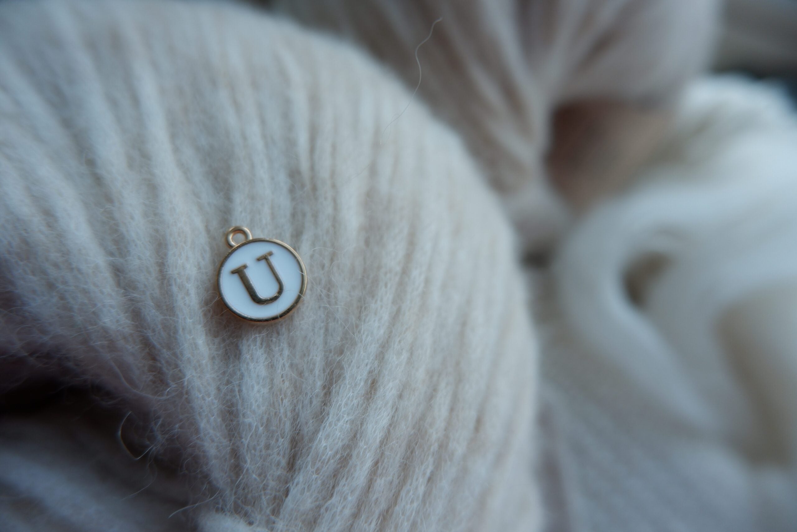 "U"-bogstav-markør (hvid)