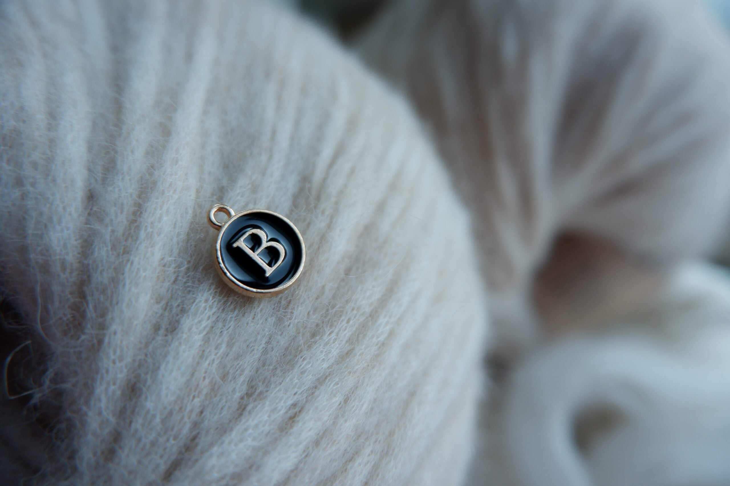 "B"-bogstav-markør (sort)