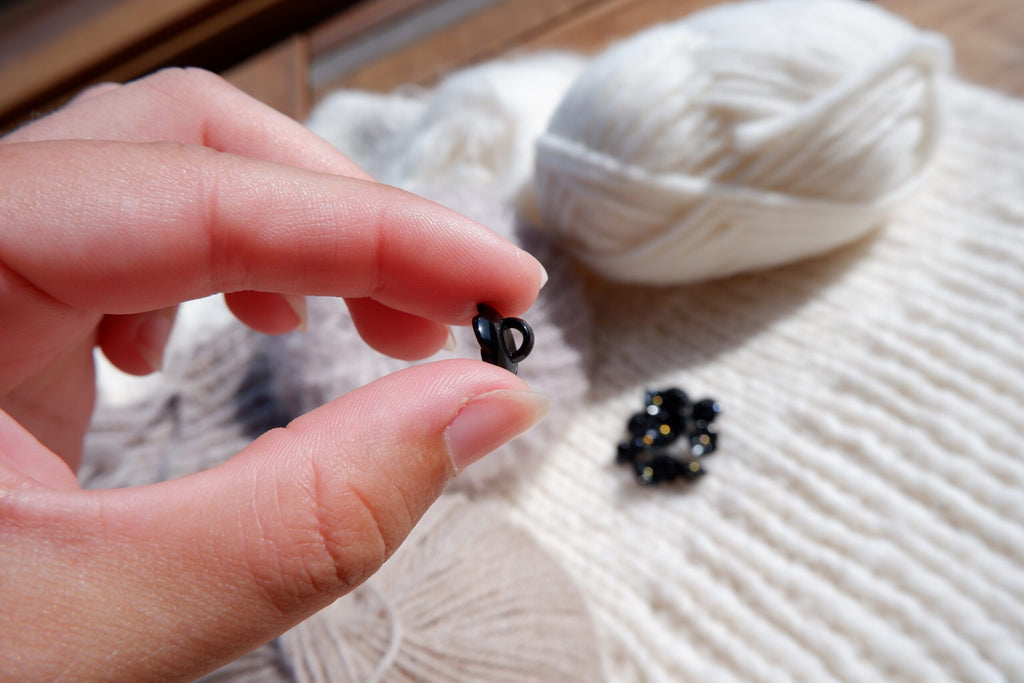 Sorte blomster knapper