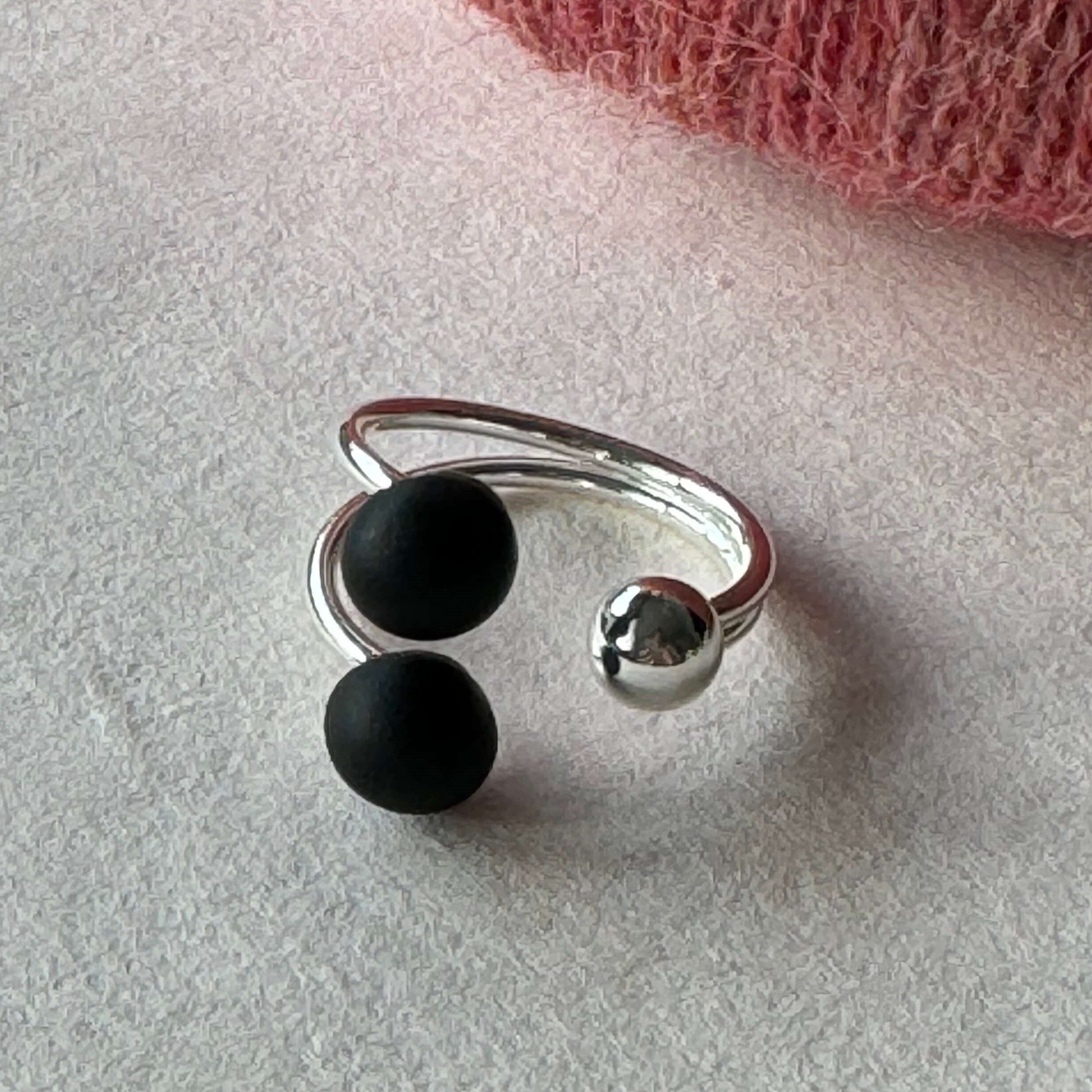 Strikkering - Kuglering, Sort (forsølvet)