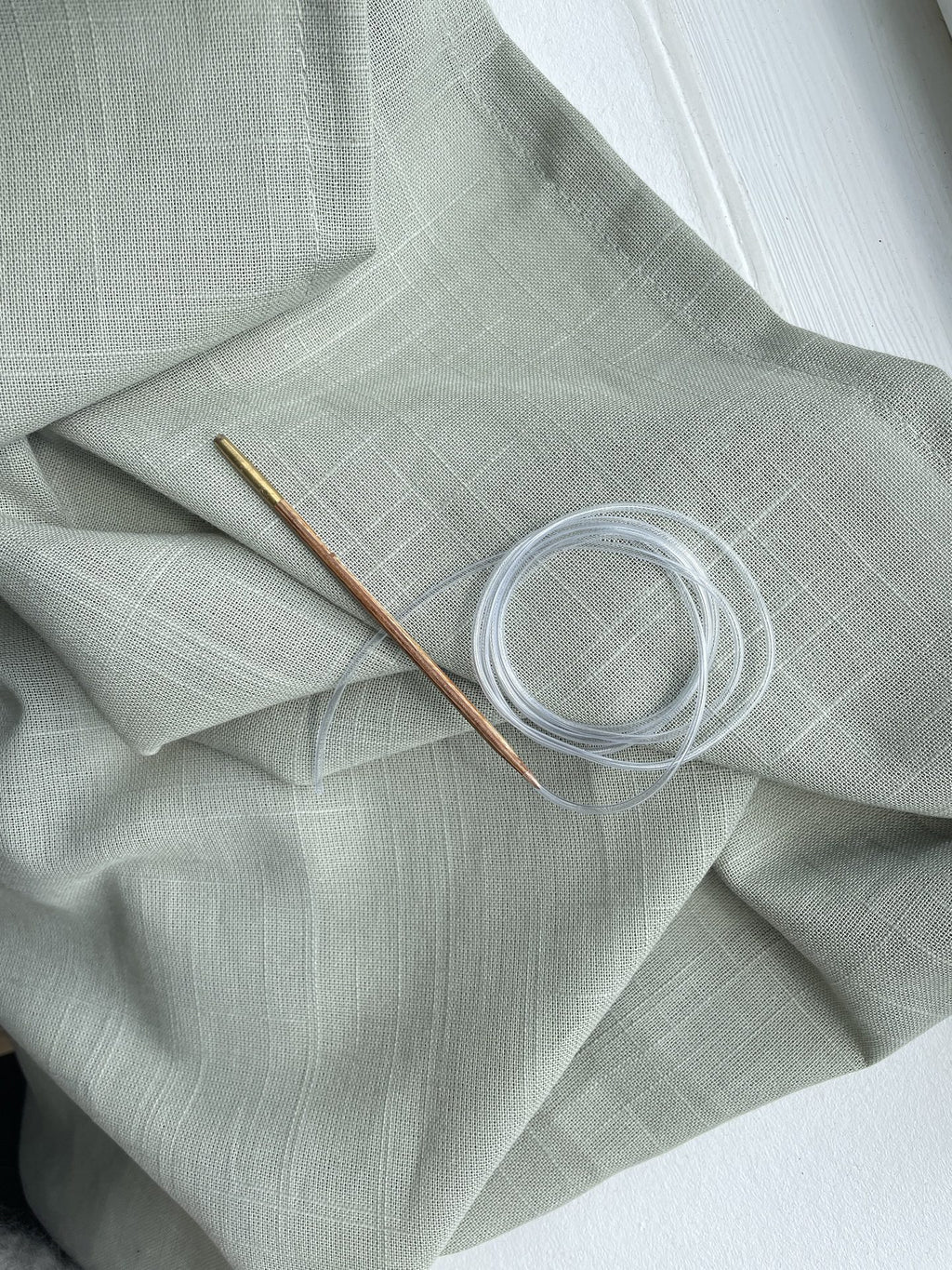 Maskewire 100cm (sort)