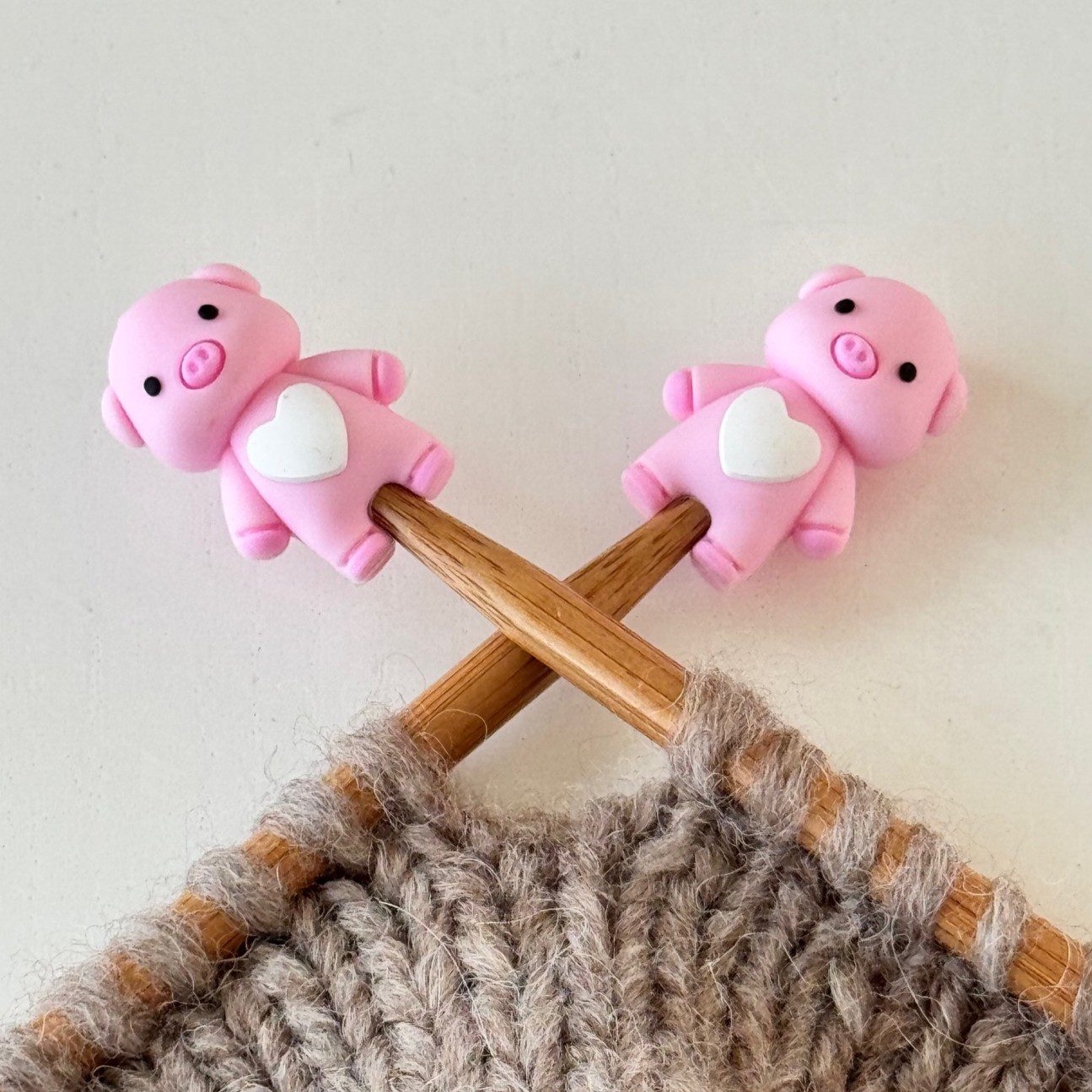 Maskestopper - Gris, 3D