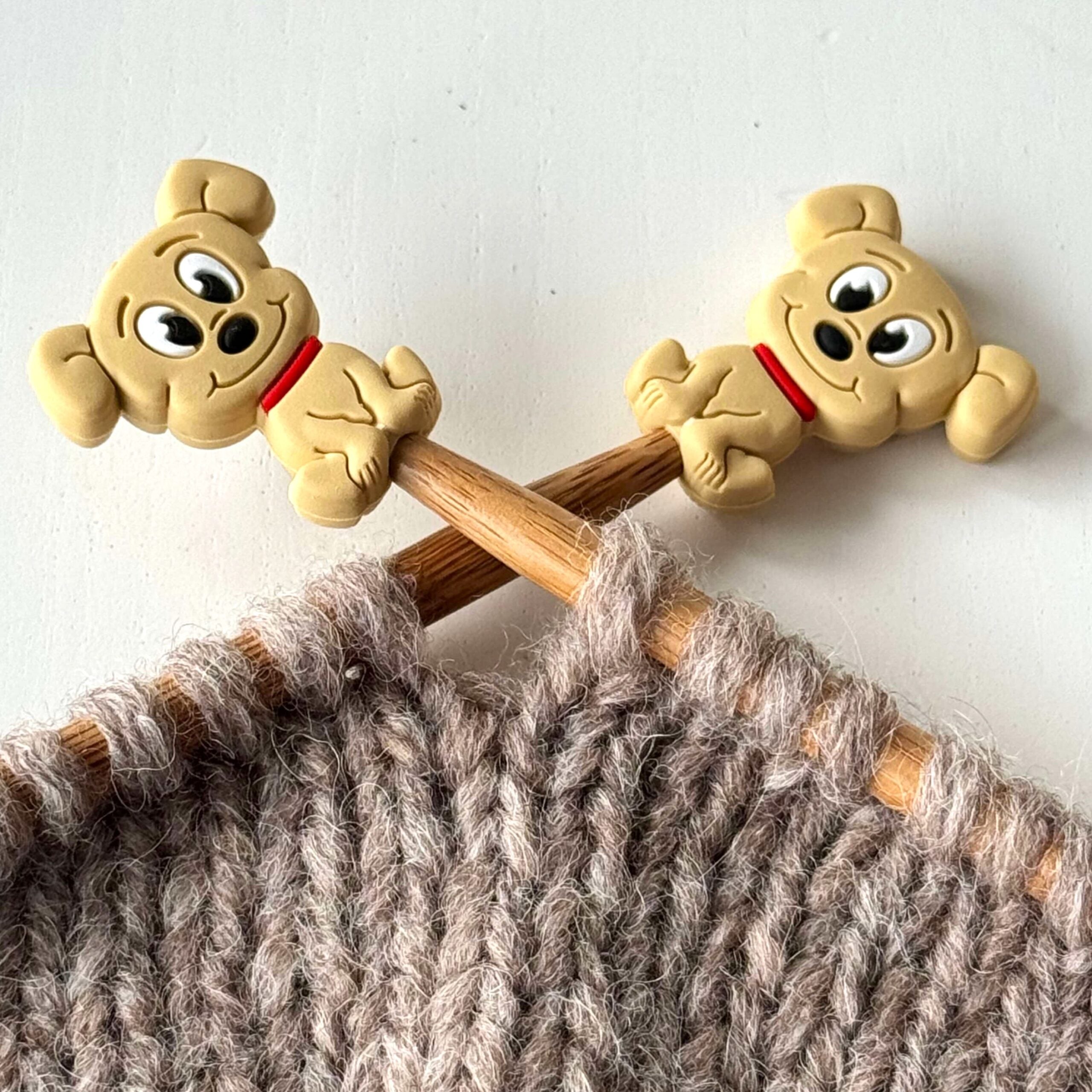 Maskestopper - Glad hund (beige)